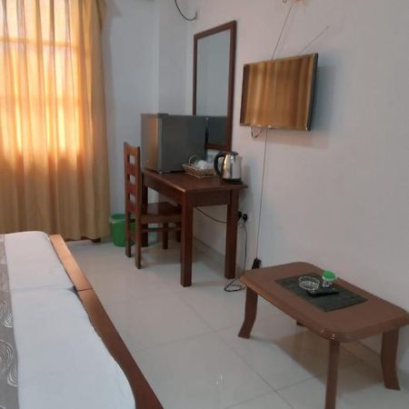 Heritage Eco Resort Kelaniya Extérieur photo
