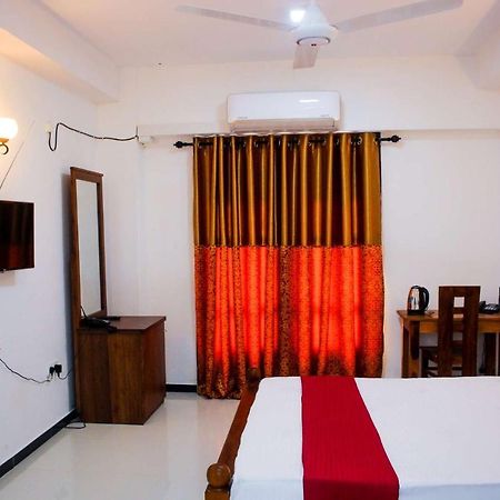 Heritage Eco Resort Kelaniya Extérieur photo