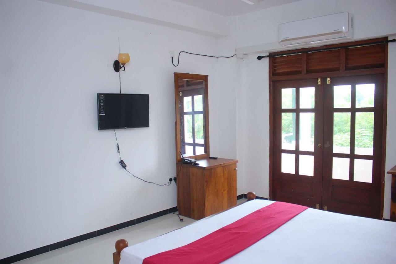 Heritage Eco Resort Kelaniya Extérieur photo