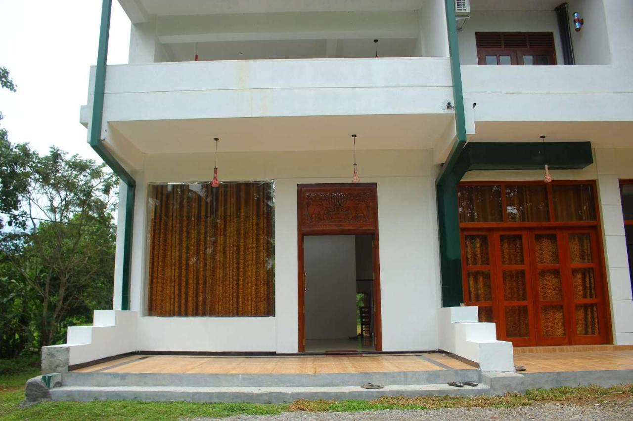 Heritage Eco Resort Kelaniya Extérieur photo